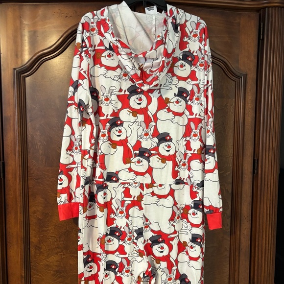 Frosty The Snowman Christmas Women’s one piece Pajamas Sleepwear Zipper  & Hood - Picture 8 of 9